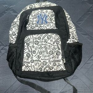 MLB Genuine Merchandise New York Yankees Embroidered Bookbag NY Baseball